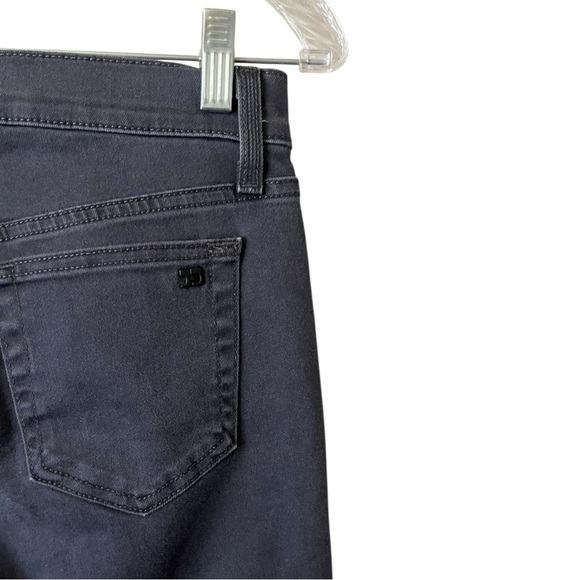 Joes Jeans Mid Rise Cigarette Straight Leg Jeans in Collette - Picture 4 of 6